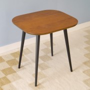 Table basse scandinave pieds compas