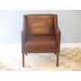 Fauteuil design scandinave en cuir