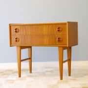 Petite commode scandinave vintage