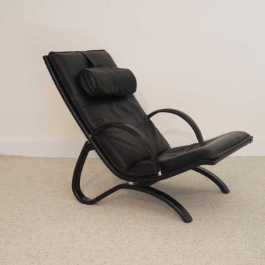 Fauteuil design scandinave en cuir 1970