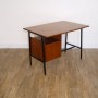 Bureau vintage moderniste en teck