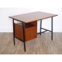 Bureau vintage moderniste en teck