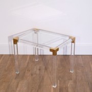 Bout de canapé en lucite et verre 1970