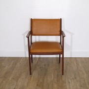 Fauteuil danois de Ole wanscher modele PJ412