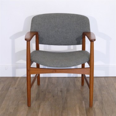 Fauteuil danois en teck d'Aksel Bender et Einar Larsen 1960