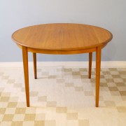 Table de repas ronde vintage scandinave