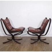 Paire de fauteuils Falcon design SIgurd Ressel pour Vatne Mobler