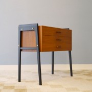 Commode vintage pieds compas 1960