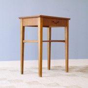 Table de chevet vintage scandinave 1960