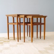 Tables gigognes design scandinave